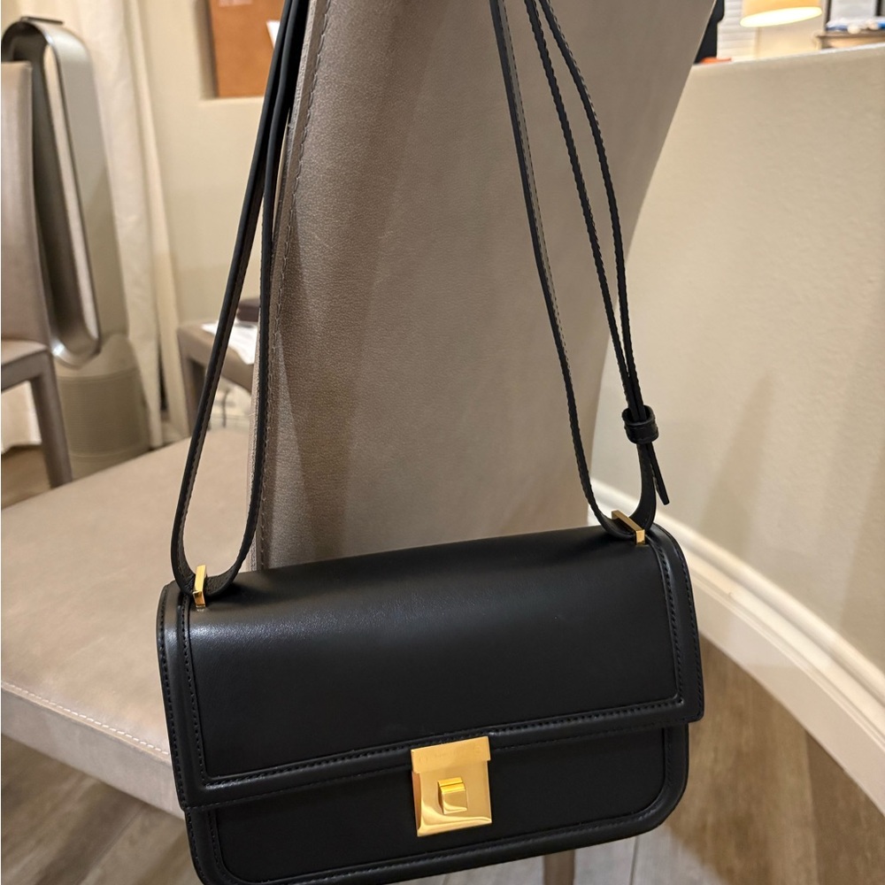Demelier Paris crossbody- preloved - Picture 8 of 9